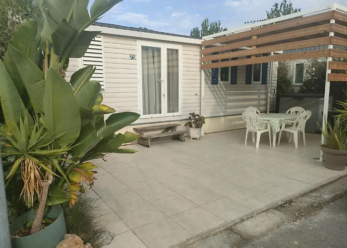 Mobil St Aigulf Europcamping 4 Pers *
